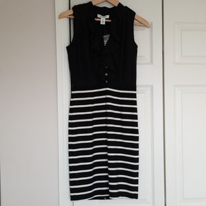 White House Black Market. Sleeveless Dress.